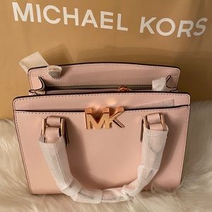 MICHAEL KORS Medium Size